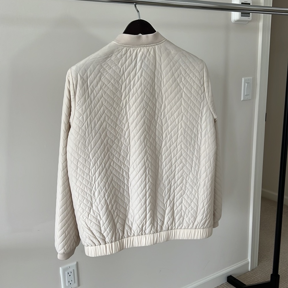 Spring-summer  light jacket. - Picture 5 of 10